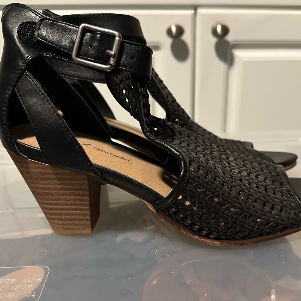 Denver Hayes Black Woven Heels
